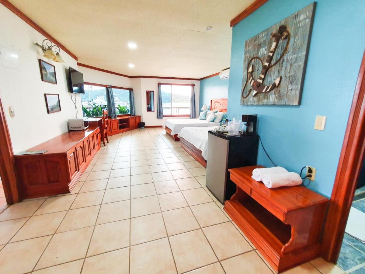 Fish Hook Marina Hotel Golfito Extérieur photo